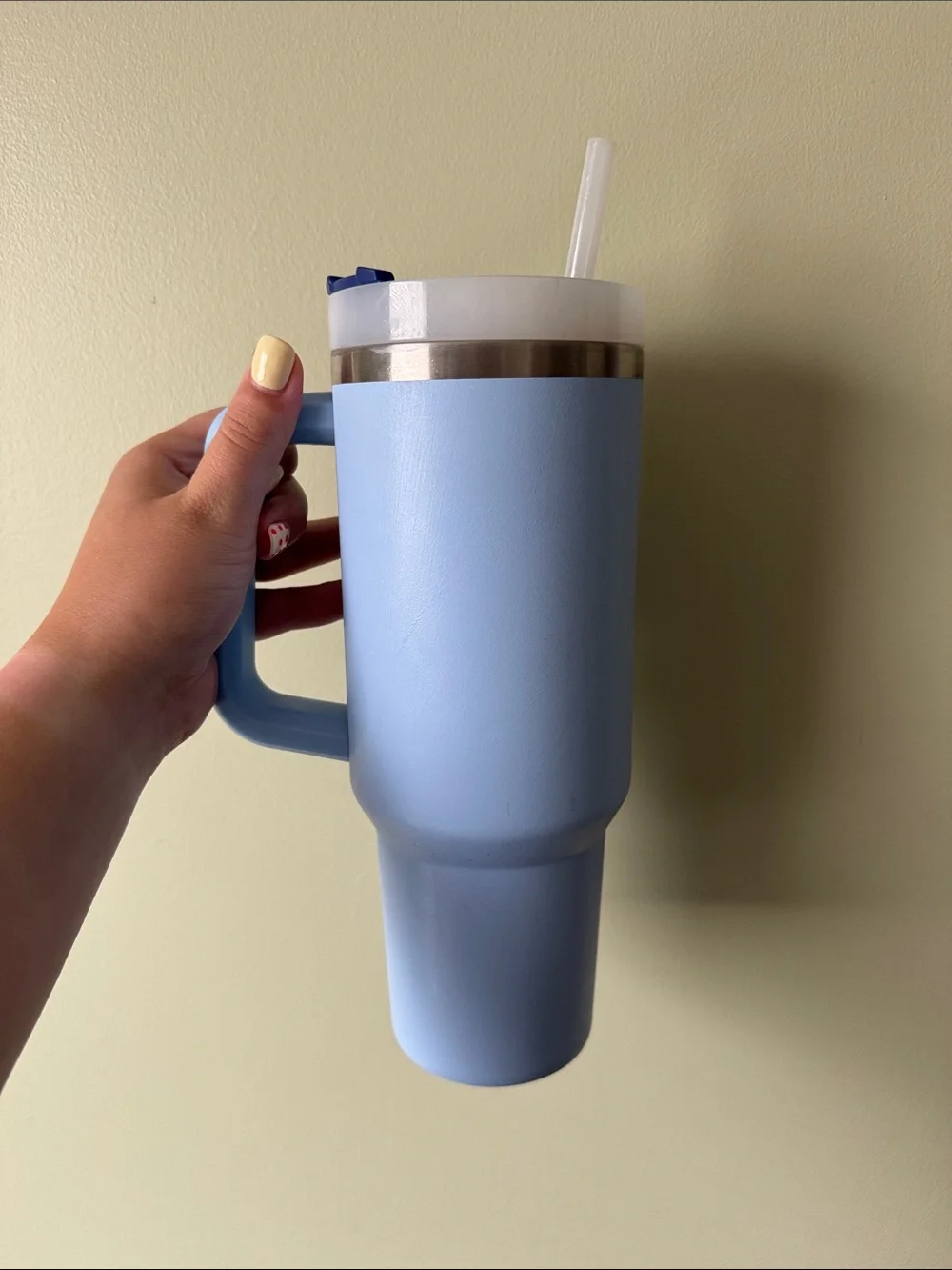 Stanley Light Blue Insulated Travel Tumbler with Handle and Straw - Picture 3 of 4